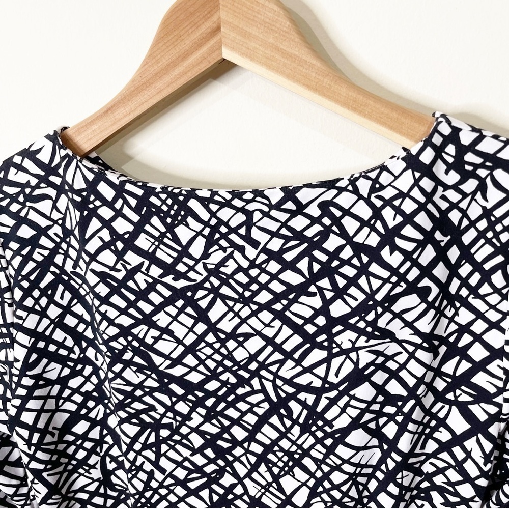 J. McLaughlin Black White Marble Print 3/4 Sleeves Ruched Sage Dress Small - Picture 8 of 9